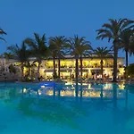 Hotel Gran Oasis 4*