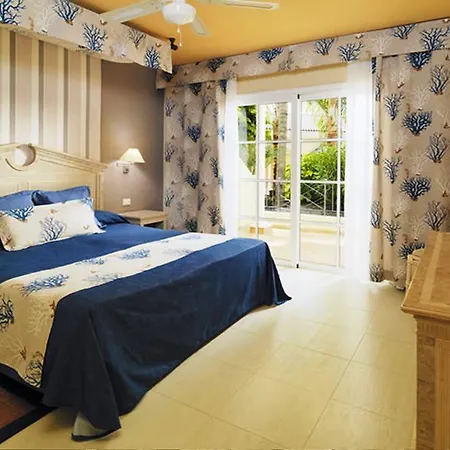 Gran Oasis Hotel 4*