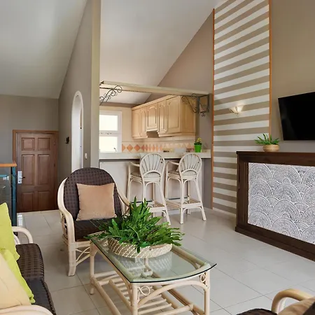 Gran Oasis بلايا ذي لاس أميريكاس
