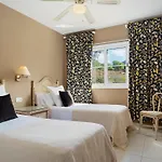 מלון Gran Oasis 4*